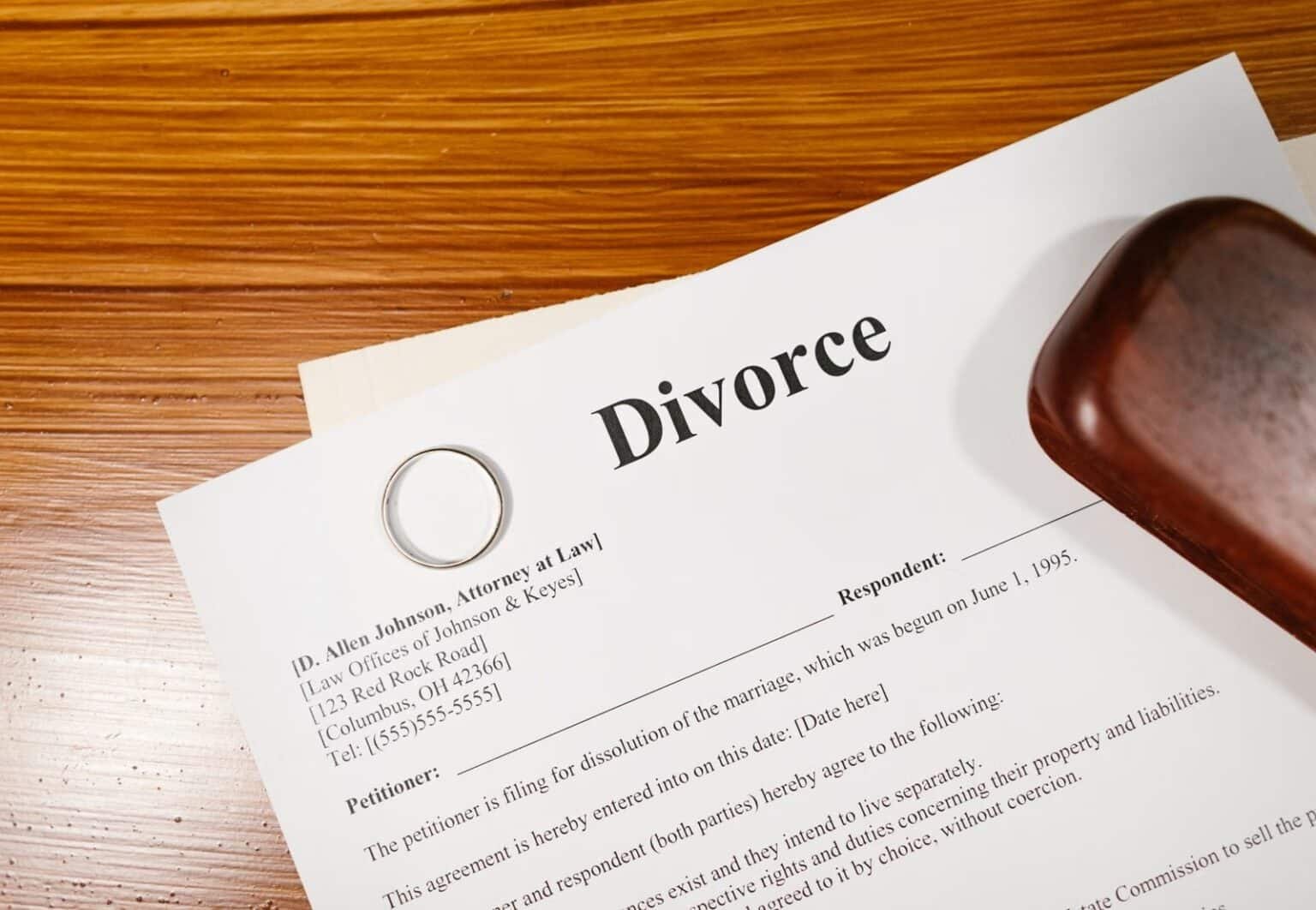 Divorce And Immigration Status: How to Pick the Right One - Blog - divorce guidance and family law support