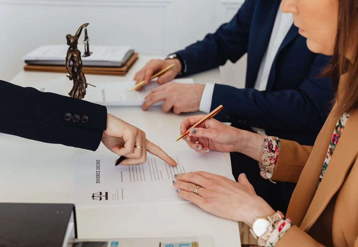 divorce for stay at home moms: Money and Legal Rights - divorce guidance and family law support